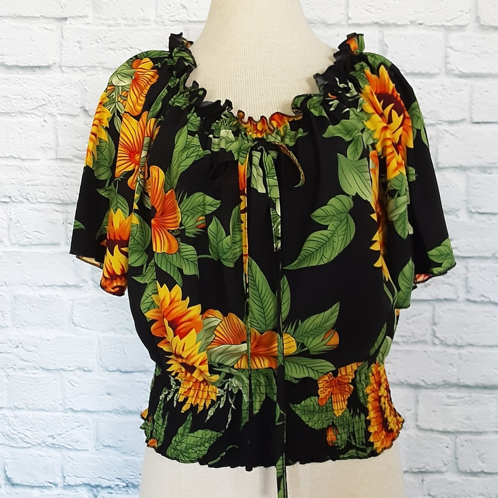 NWOT Sunflower Top